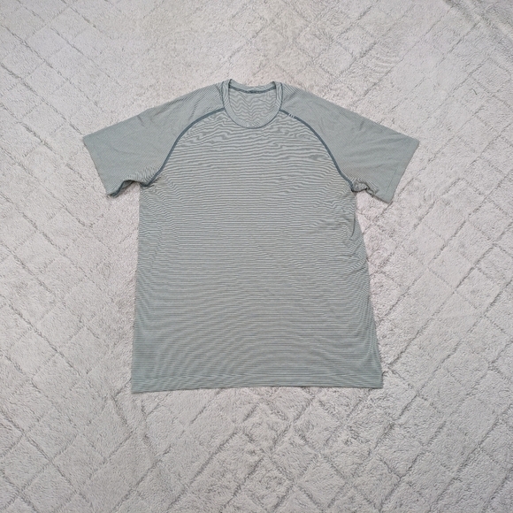 lululemon athletica Other - Lululemon Shirt Men's L Green White Teal Stripe Metal Vent Tech Slim Fit Gym